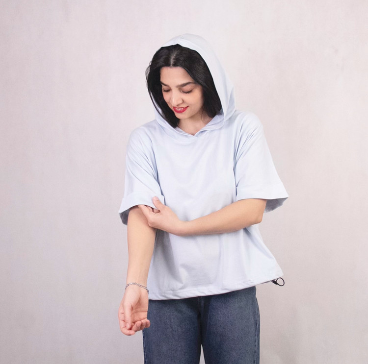 تیشرت کلاه دار زنانه