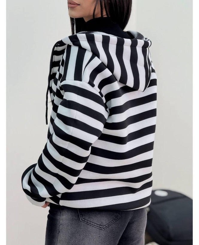 هودی اسپرت مدل زبرا (Zebra)