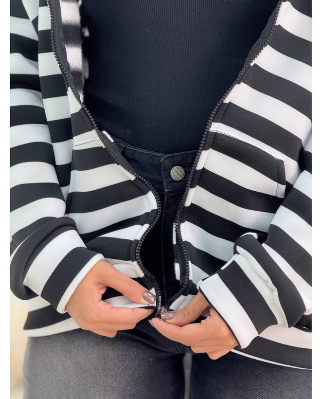 هودی اسپرت مدل زبرا (Zebra)